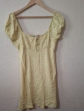 SO Light Green Mini Dress with Tie Front and Puff Sleeves